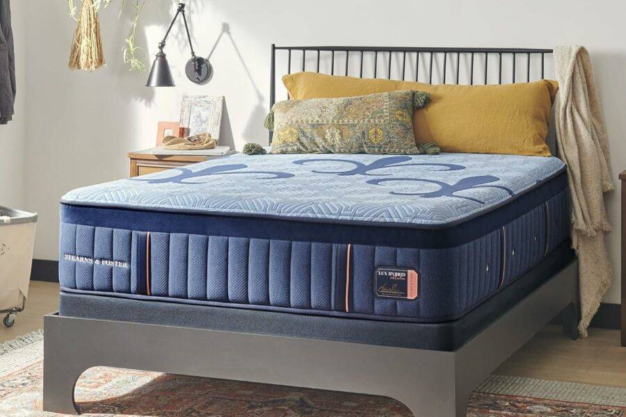 Stearns and Foster Lux Hybrid Firm Mattress Review 2024