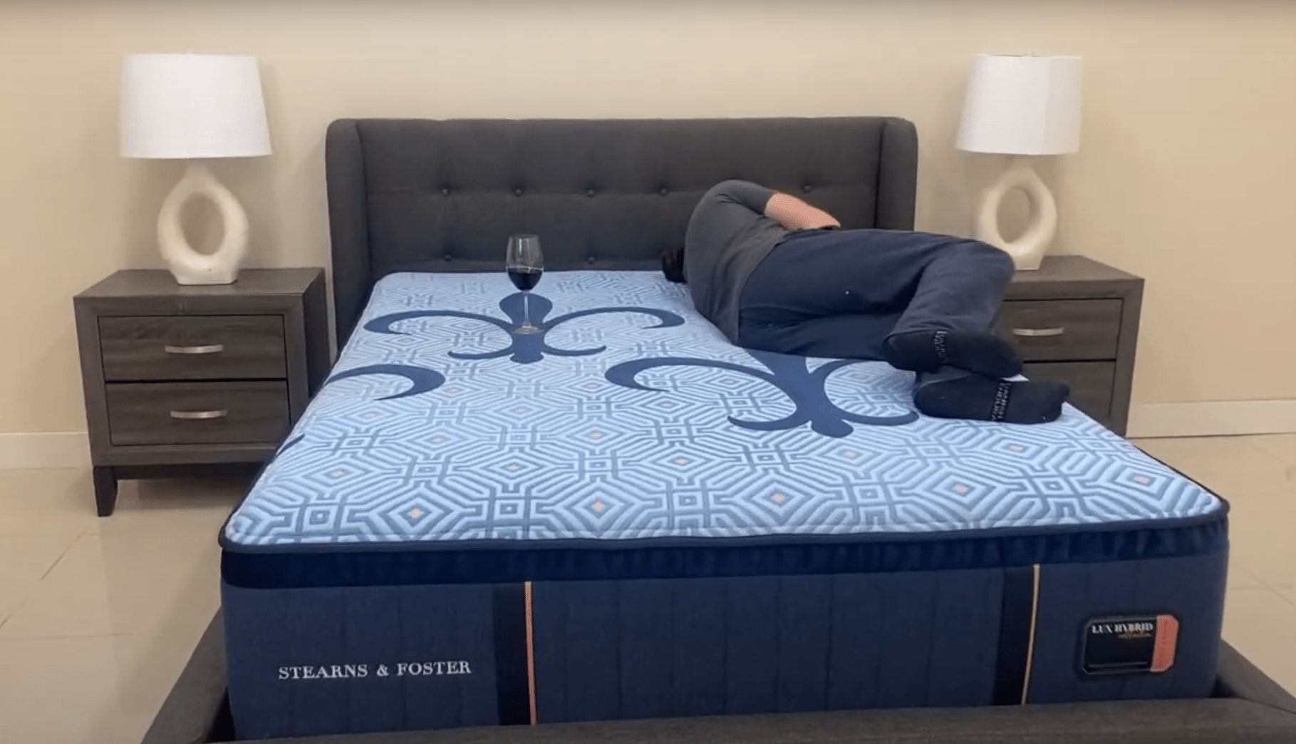 Stearns and Foster Lux Hybrid Mattress Review and 10-Point Performance Score By Sleep Examiner