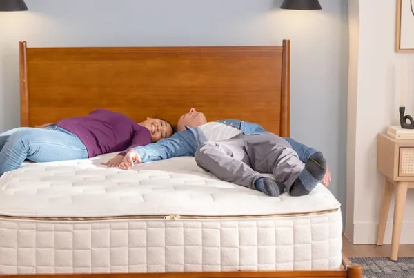 Lisa Libutti • Sleep Wellness Specialist 3 Naturepedic EOS Classic Organic Mattress Review